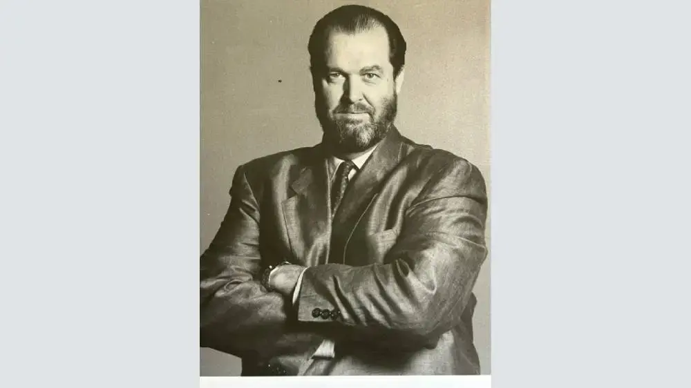 Bob Buziak, fostul președinte RCA Records și Tristar Music Group, moare la 83 de ani