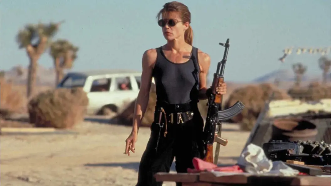 Linda Hamilton reacționează la știrile despre noul Terminator cu un simplu „I'm out