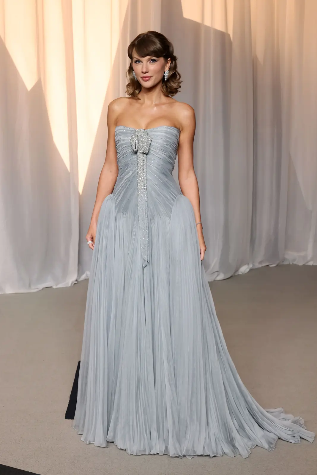 Taylor Swift a lansat "Fate of Ophelia la Gala Academiei